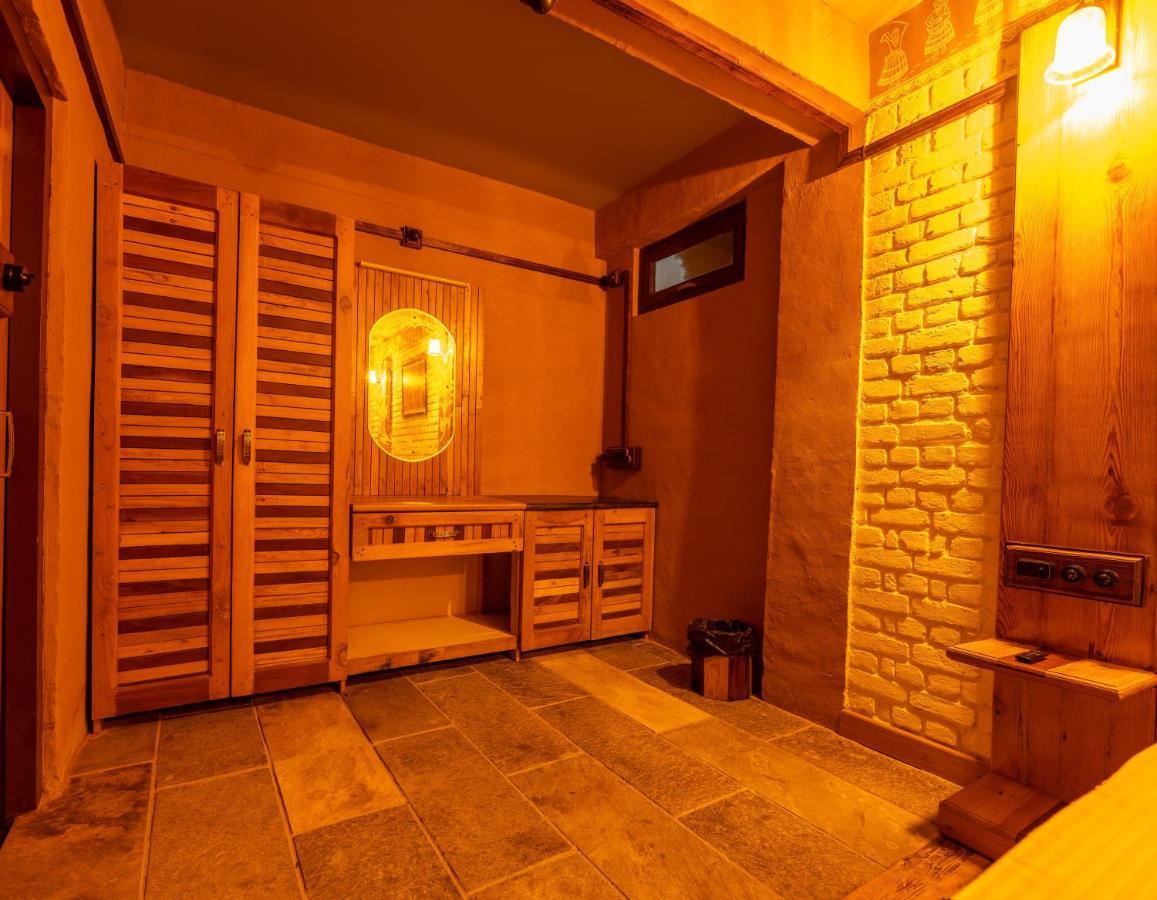 Blusalzz Homes - The Himalayan Bungalow, Almora - Uttarakhand Buitenkant foto
